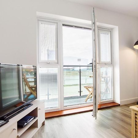 Raphael Retreat Apartment Newport  Ngoại thất bức ảnh